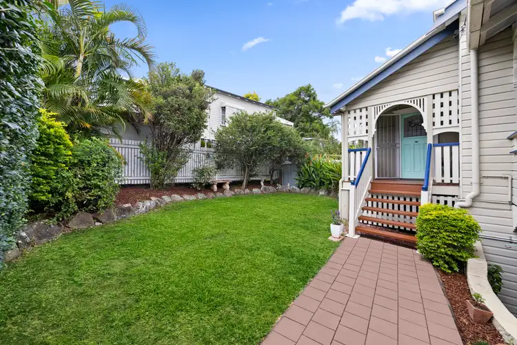 Third view of Homely house listing, 7 Goldsworthy Avenue, Hamilton QLD 4007