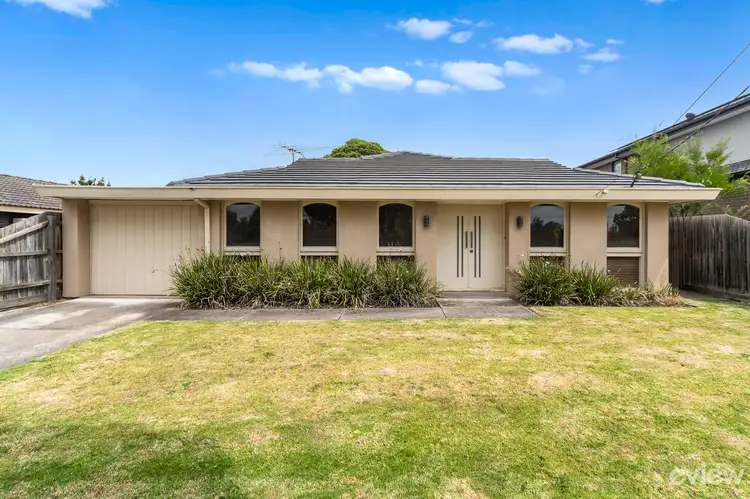 52 Austin Road, Seaford VIC 3198