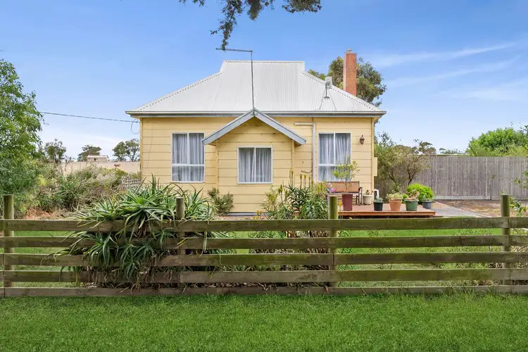 30 Main Street, Beeac VIC 3251