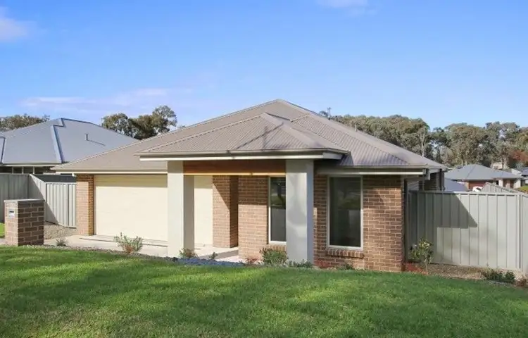 22 Blakleys Circuit, Thurgoona NSW 2640
