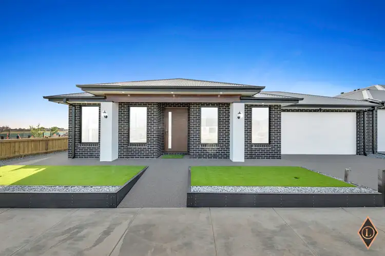 Main view of Homely house listing, 18 EMILIA CIRCUIT, Fraser Rise VIC 3336