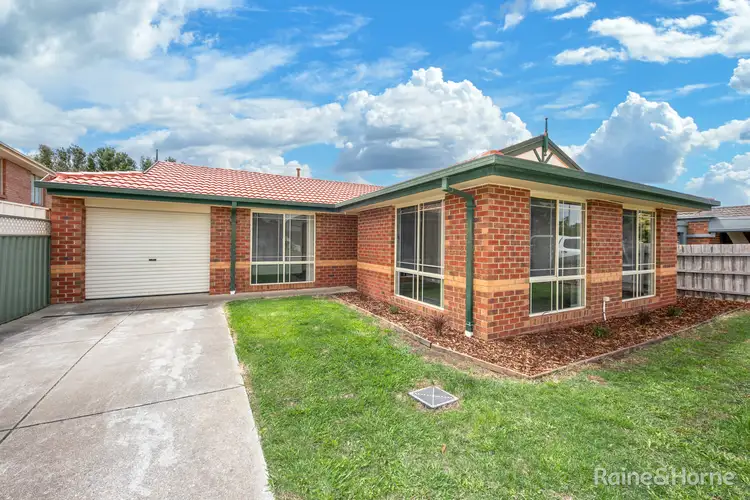 5 Clyde Court, Sunbury VIC 3429