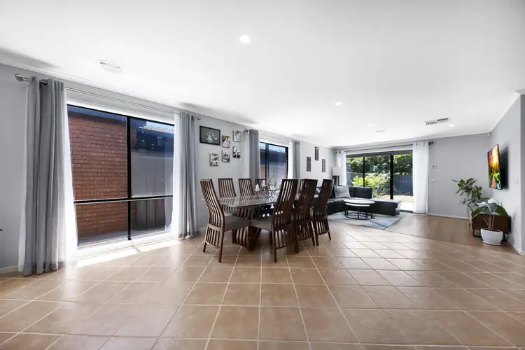 Fourth view of Homely house listing, 21 Stringybark Close, Manor Lakes VIC 3024