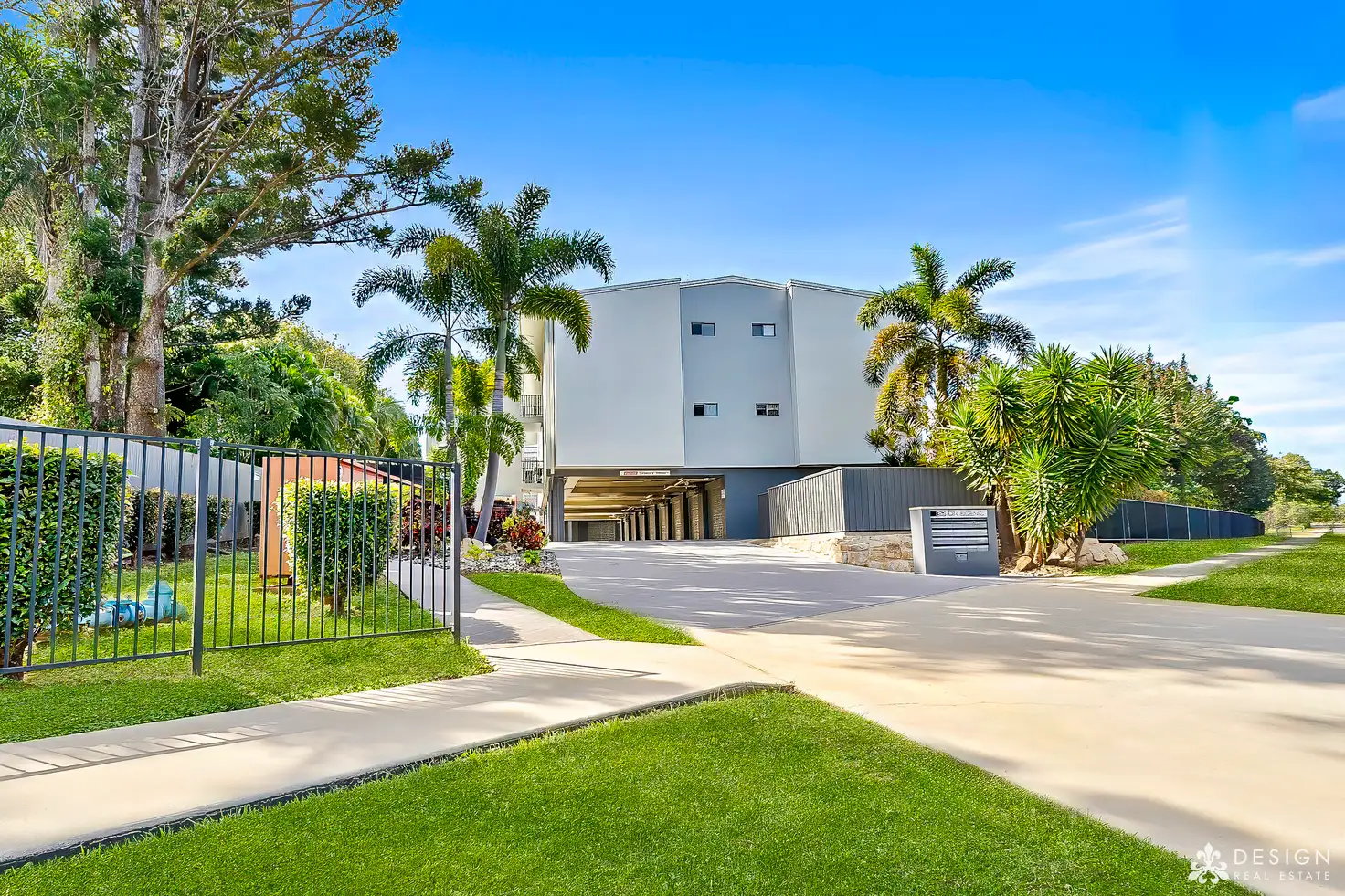 Main view of Homely unit listing, 4/39 Scenic Highway, Cooee Bay QLD 4703