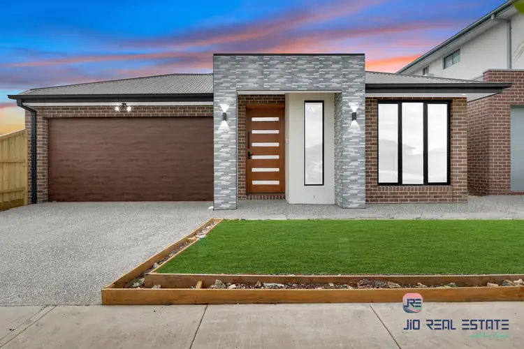 52 Reed Court, Deanside VIC 3336