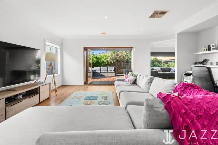 321 Saltwater Promenade, Point Cook VIC 3030