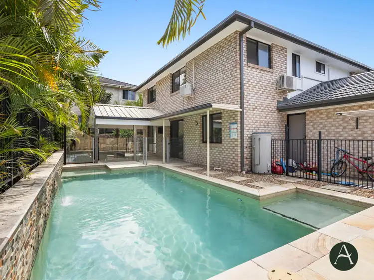 26 Tandanus Court, Oxenford QLD 4210