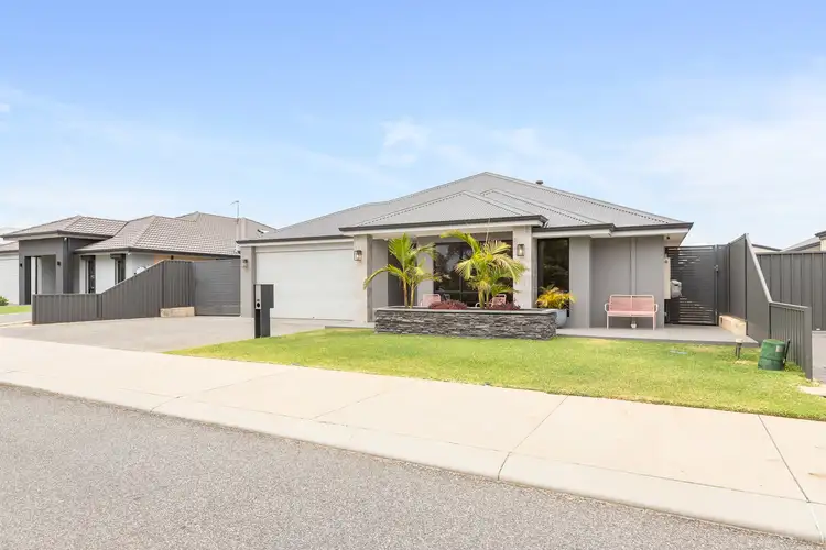 30 Broadhurst Ave, Ravenswood WA 6208