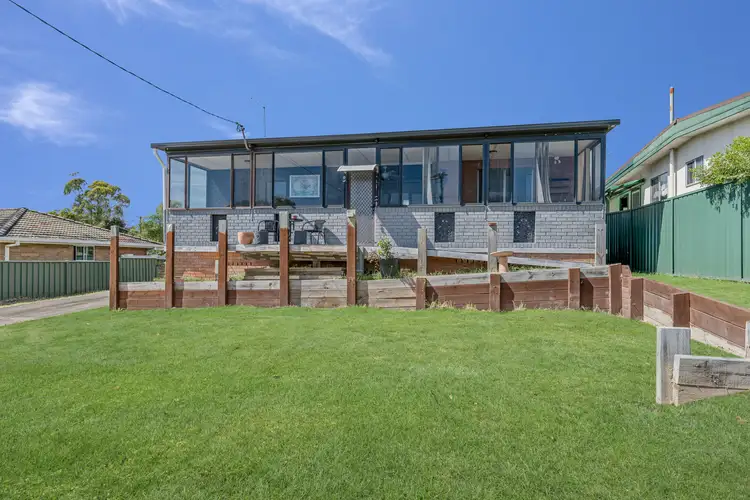 10 Weismantle Street