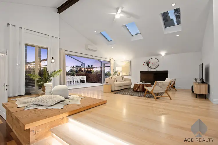 8B Atkins Road, Applecross WA 6153