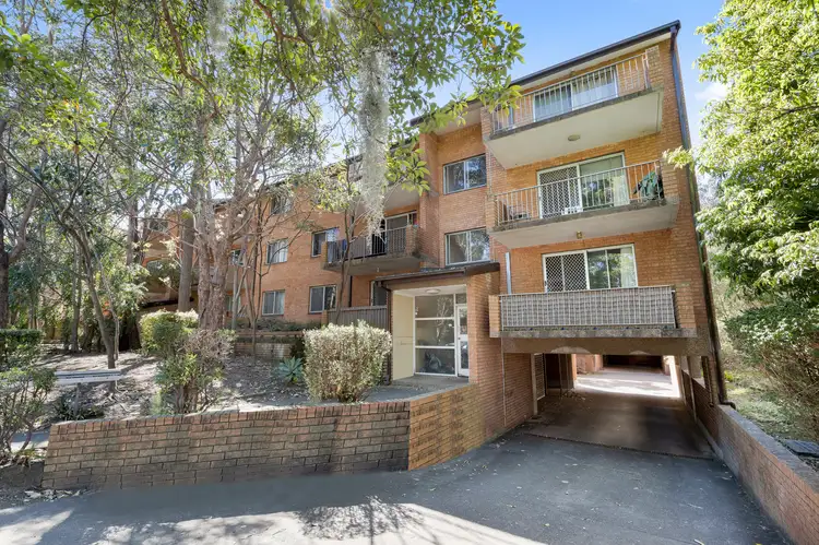 Main view of Homely unit listing, 2/7 Queens Road, Westmead NSW 2145