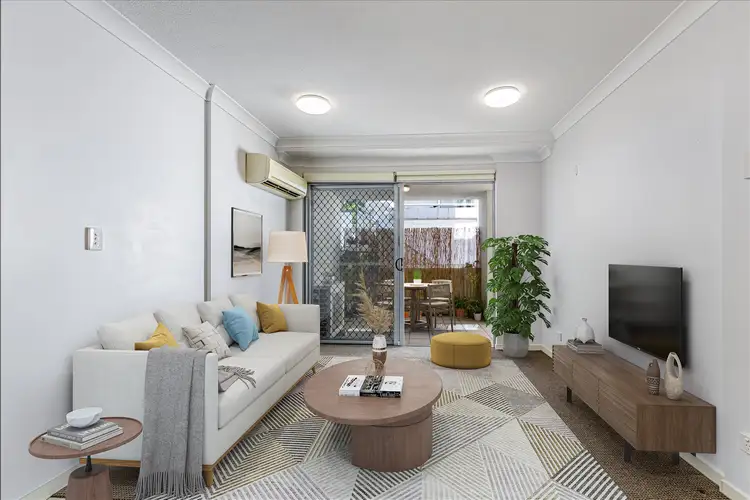 20/108 Nicholson Street, Greenslopes QLD 4120