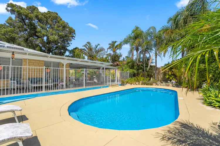 Main view of Homely house listing, 32 Huxtable Tce, Baldivis WA 6171