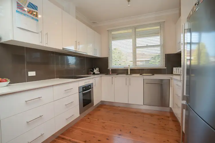 Second view of Homely villa listing, 5/10 Oldham Crescent, Dolls Point NSW 2219