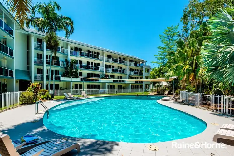 305-341 Coral Coast Drive