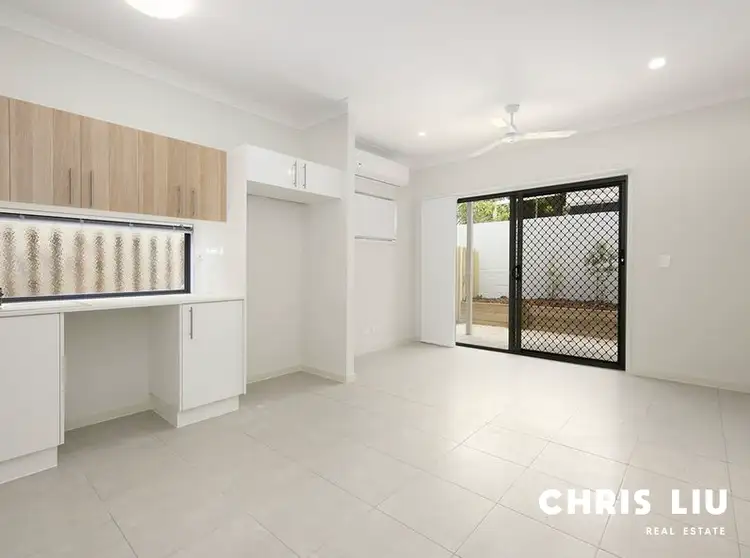 Main view of Homely semi-detached listing, 1/5 Macbeth Street, Kingston QLD 4114