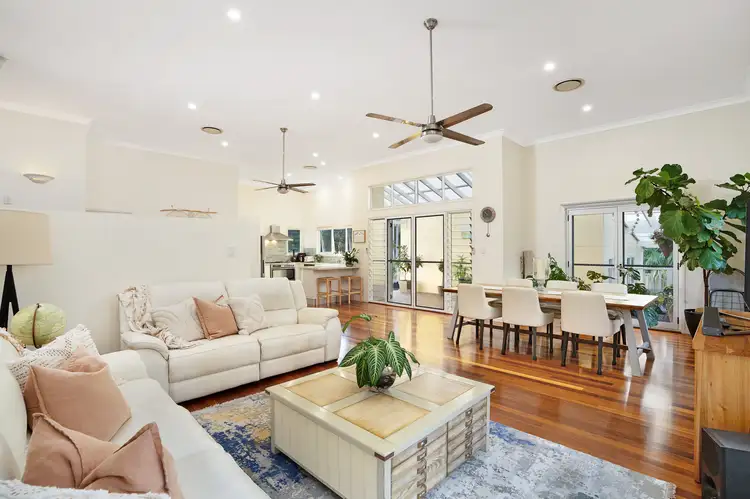 61 Lakin Street, Bateau Bay NSW 2261