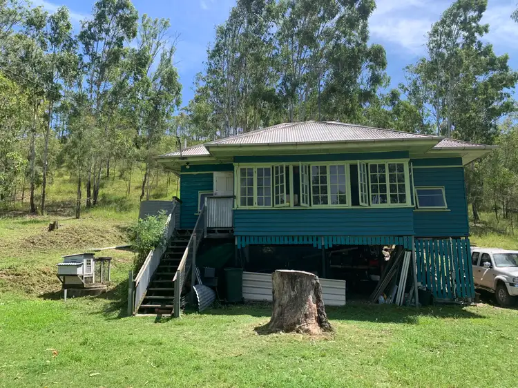 207 Heusman Street, Mount Perry QLD 4671
