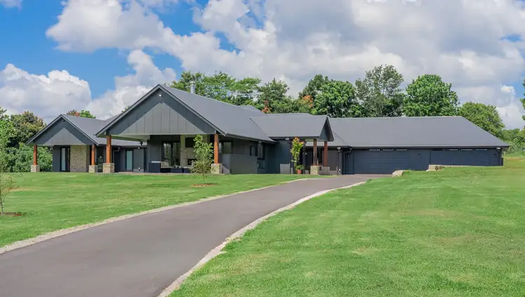 43 Manitzky Road, Tamborine Mountain QLD 4272