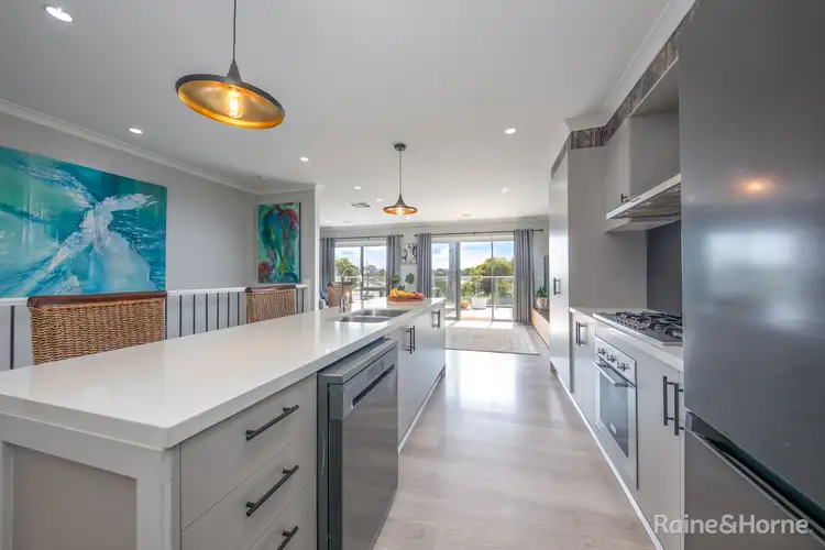 Sixth view of Homely house listing, 7 Wedmore Crescent, Sunbury VIC 3429