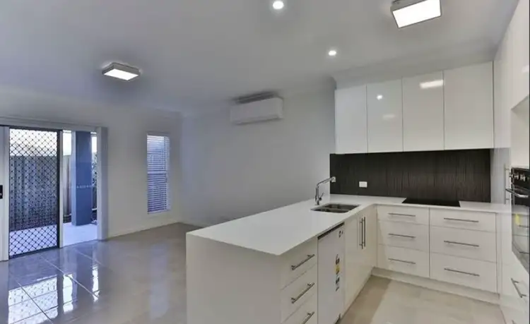 Third view of Homely unit listing, 3/9 Cranley Street, South Toowoomba QLD 4350