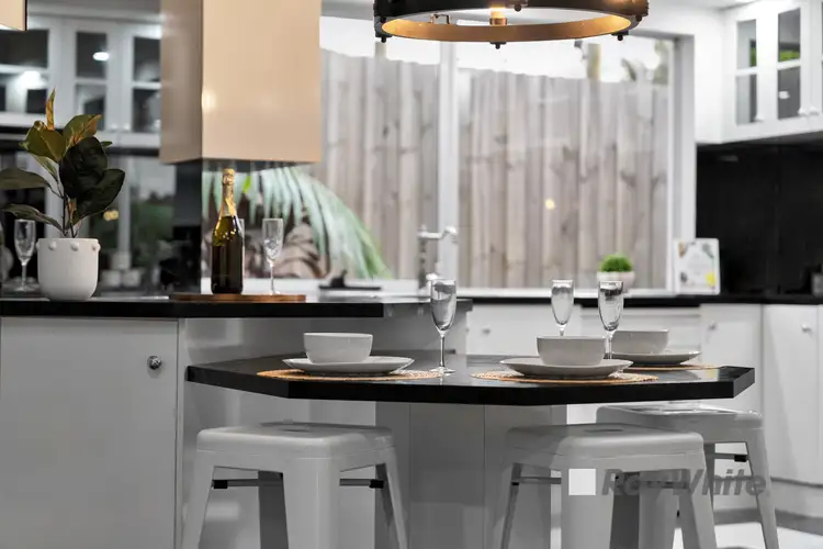 Fifth view of Homely house listing, 4 Taree Close, Pakenham VIC 3810