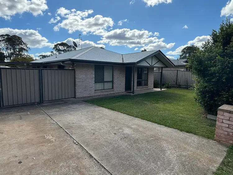 13 Hodge Street, Kingaroy QLD 4610