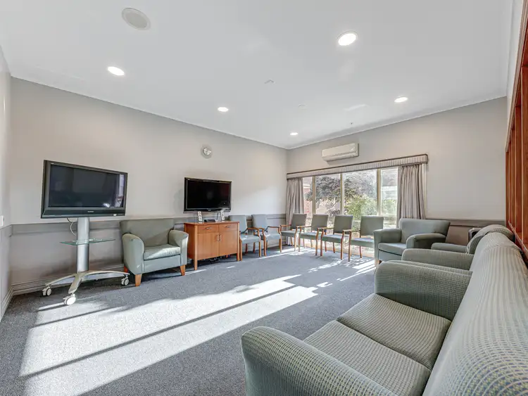 Fifth view of Homely retirement listing, 71 Springfield Court, West Albury NSW 2640