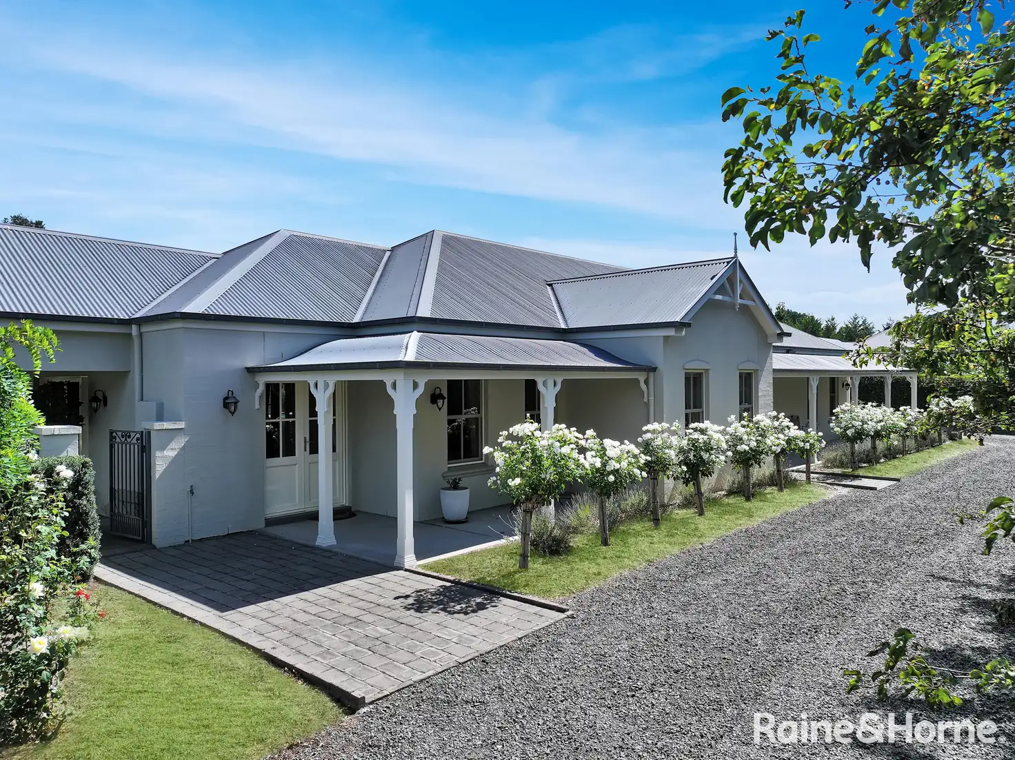 Main view of Homely house listing, 3 Robindale Court, Robin Hill NSW 2795