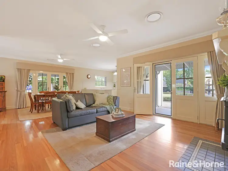 Fifth view of Homely house listing, 3 Robindale Court, Robin Hill NSW 2795