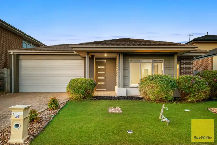 29 Denman Drive, Point Cook VIC 3030