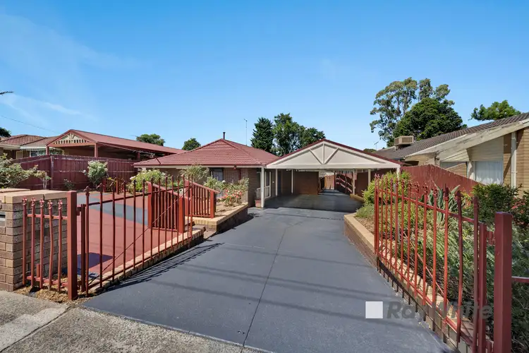 56 Warana Drive, Hampton Park VIC 3976