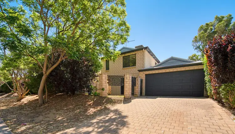 2 Bortolo Drive