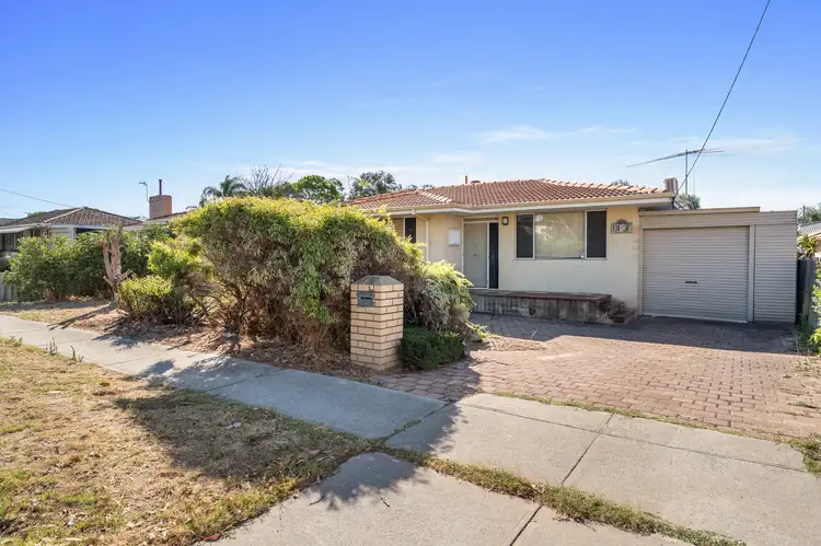 131 Gabriel Street, Cloverdale WA 6105