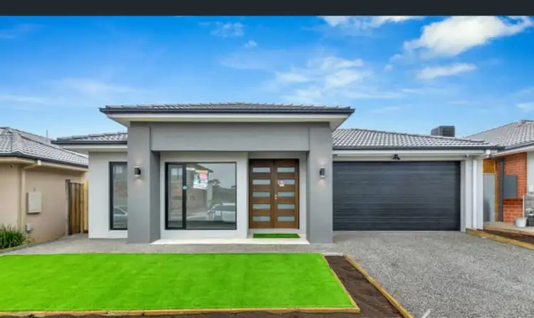 54 Maya Avenue, Thornhill Park VIC 3335