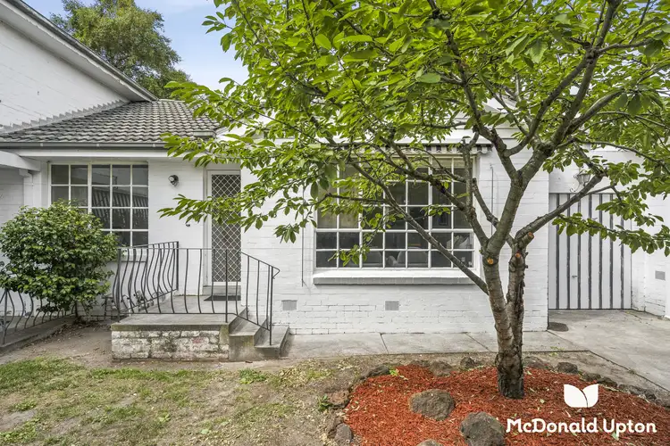 Main view of Homely unit listing, 3/8 Fitzgerald Road, Essendon VIC 3040