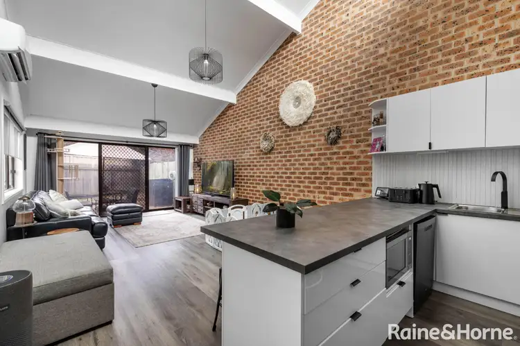 6/27 Bowada Street, Bomaderry NSW 2541