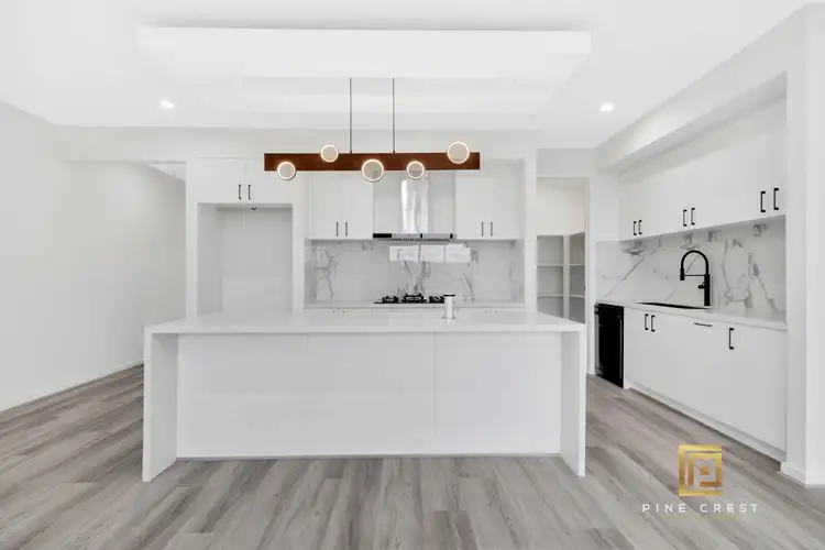63 Paradoxa Dr, Tarneit VIC 3029