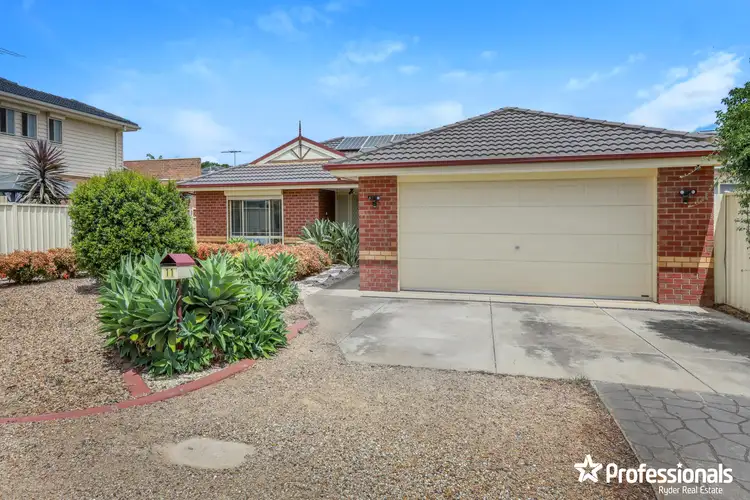 11 Thomasz Place, Kurunjang VIC 3337