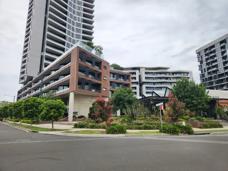 802/6b Atkinson Street, Liverpool NSW 2170