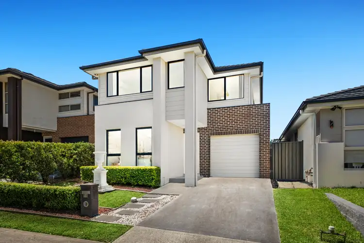 15 Portsmouth Circuit, Jordan Springs NSW 2747