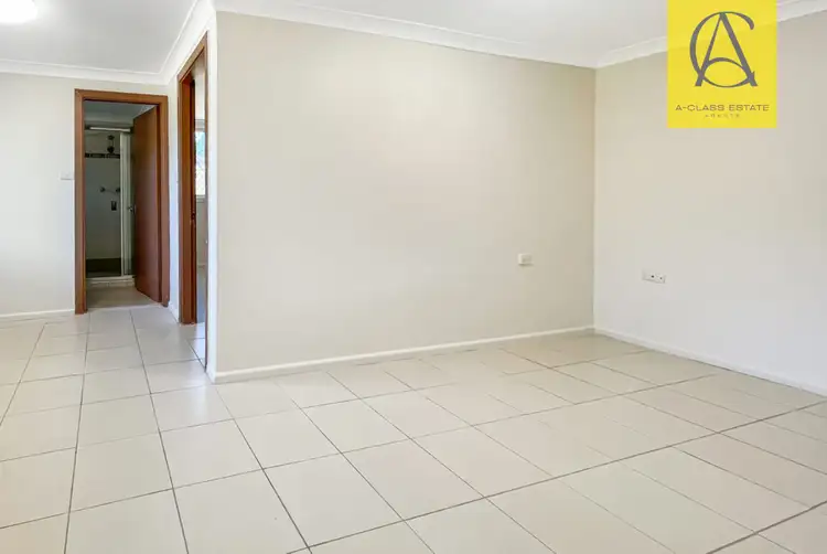 64A Torres Crescent