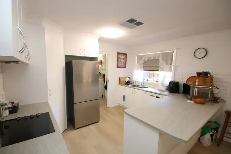 Fifth view of Homely unit listing, 2/26 Mackay Street, Rochester VIC 3561
