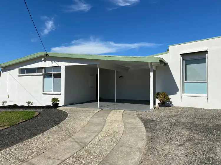 5 Ithaca Court, Chadstone VIC 3148