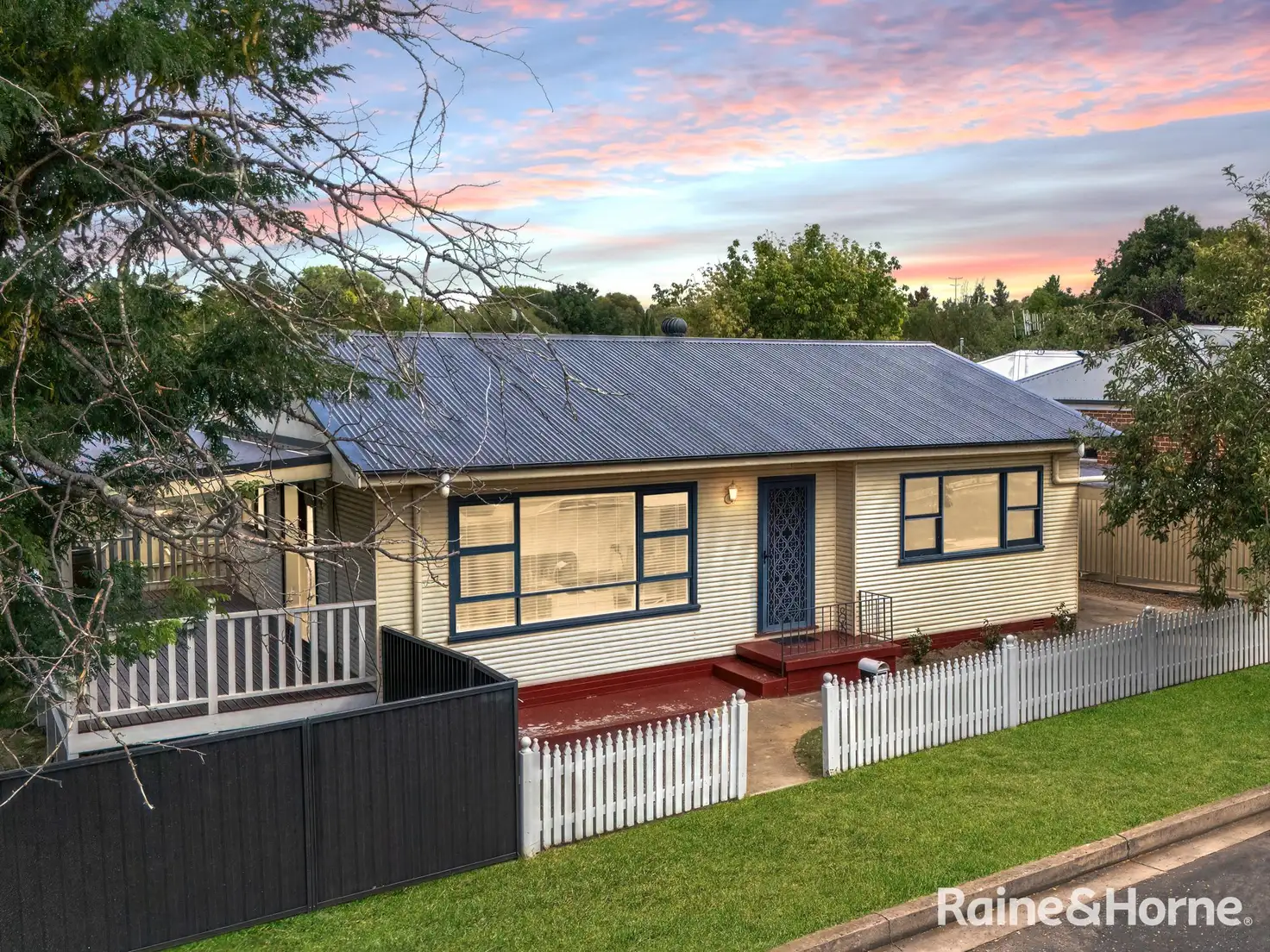 Main view of Homely house listing, 18 Albert Street, Bathurst NSW 2795