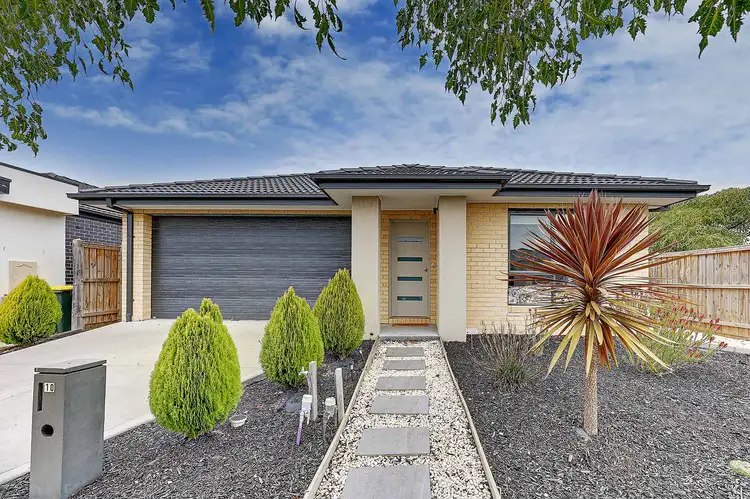 10 Goldington Street, Mickleham VIC 3064