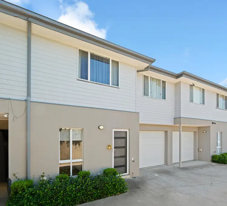 Second view of Homely townhouse listing, 2/176 Adelaide Street, St Marys NSW 2760