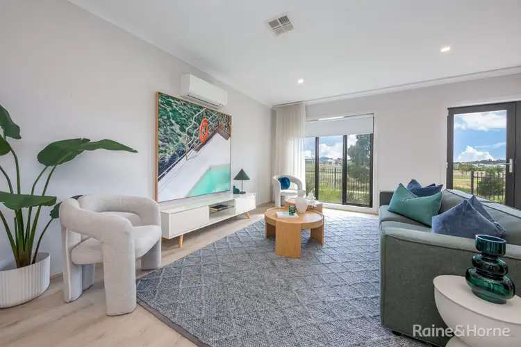 Second view of Homely house listing, 15 Kelpie Walk, Sunbury VIC 3429