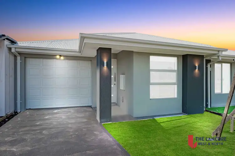 31 Delhi Grove, Rockbank VIC 3335