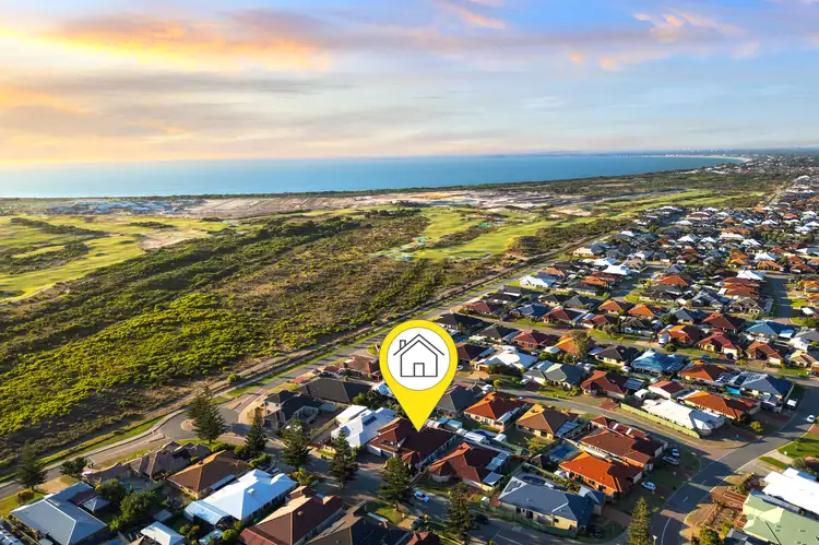 Second view of Homely house listing, 5 Calais Vista, Port Kennedy WA 6172